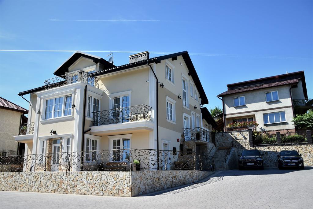 Willa Rozana - Apartamenty I Pokoje Goscinne Sandomierz Buitenkant foto