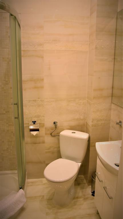 Willa Rozana - Apartamenty I Pokoje Goscinne Sandomierz Buitenkant foto