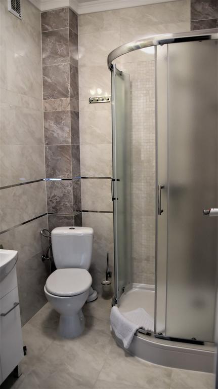 Willa Rozana - Apartamenty I Pokoje Goscinne Sandomierz Buitenkant foto