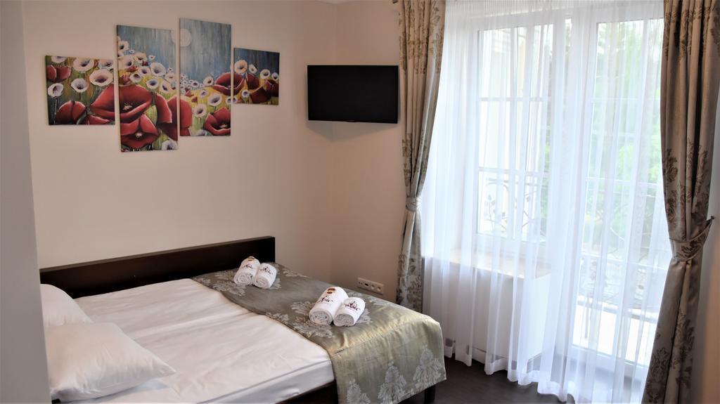 Willa Rozana - Apartamenty I Pokoje Goscinne Sandomierz Buitenkant foto